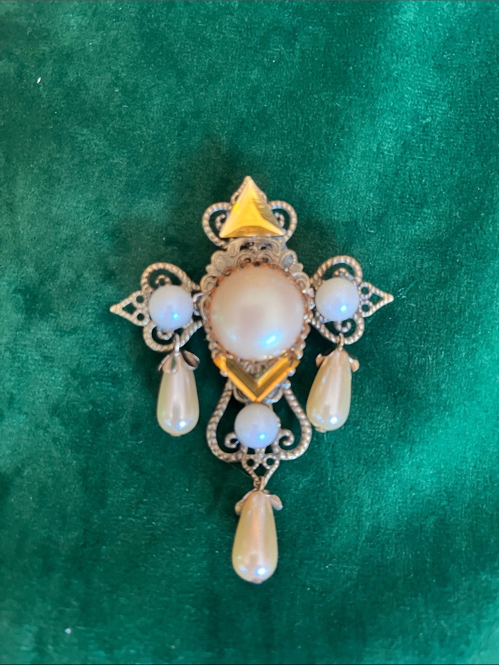 Katrina Pearl Drop Filigree Brooch in Cream and Gold-Tone